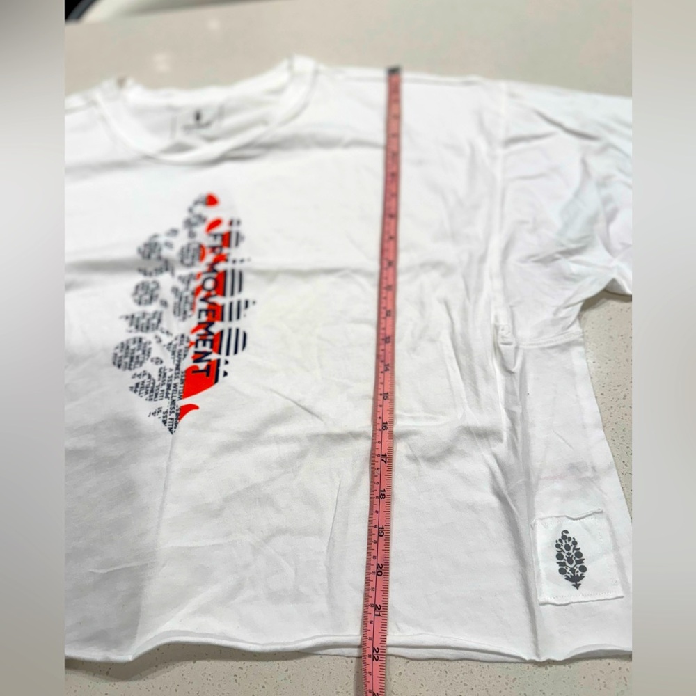 NWOT FP Movement Inspire Buti Logo Tee, Size: XL - Picture 16 of 17
